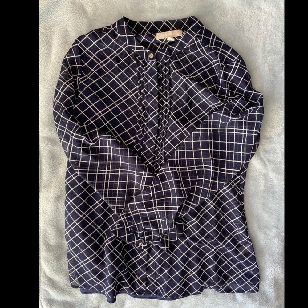 🔥Banana Republic Chiffon-ish blouse